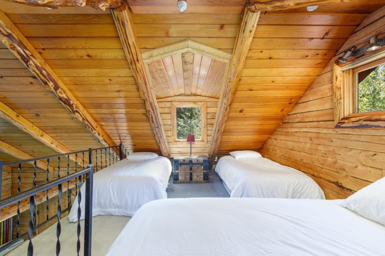 Alpine Meadows Log Cabin Girdwood Exteriör bild