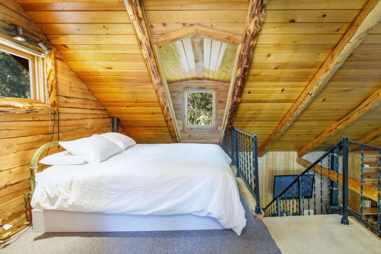 Alpine Meadows Log Cabin Girdwood Exteriör bild